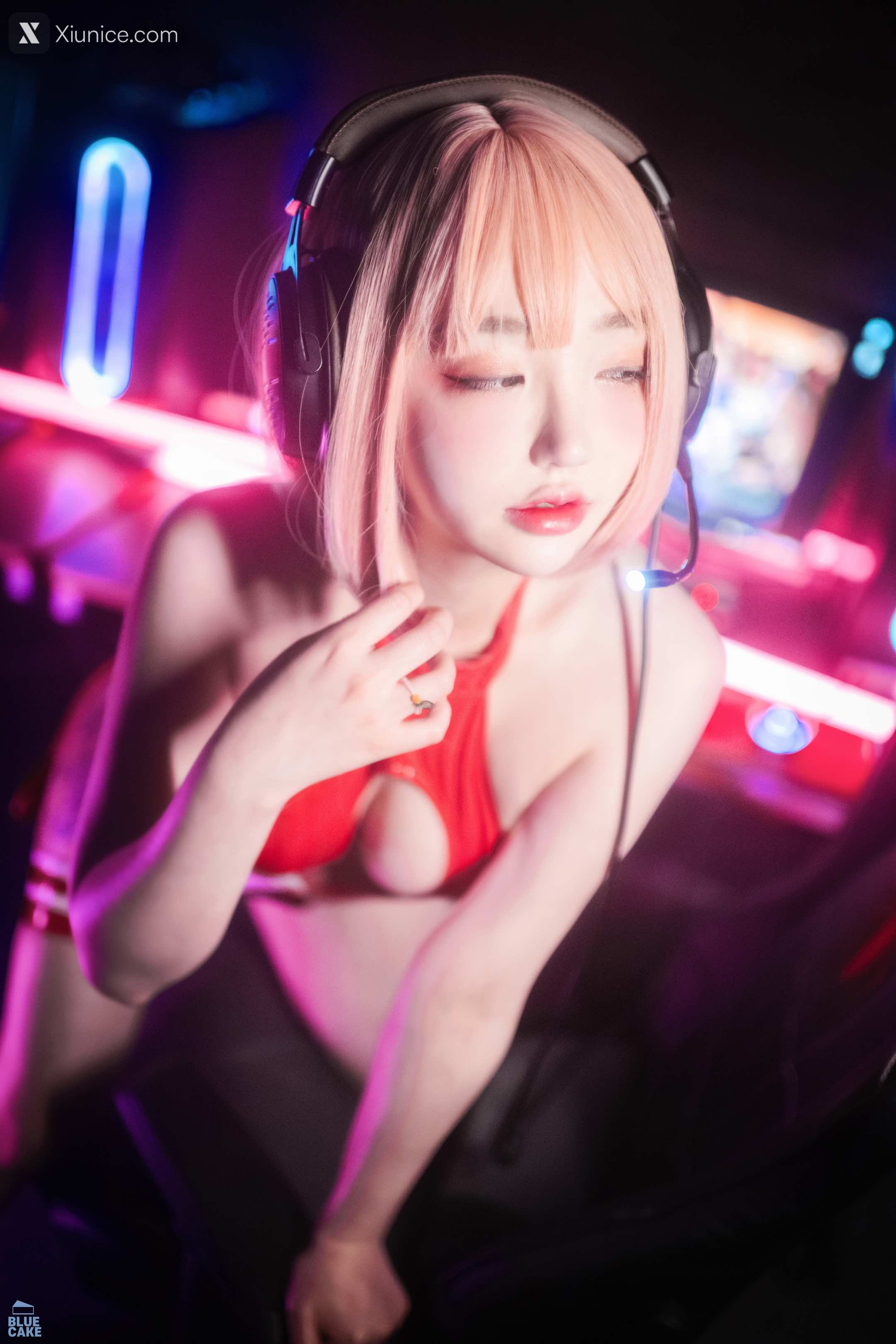 BLUECAKE Son Ye-Eun (손예은) – Code 002 Mini 4K