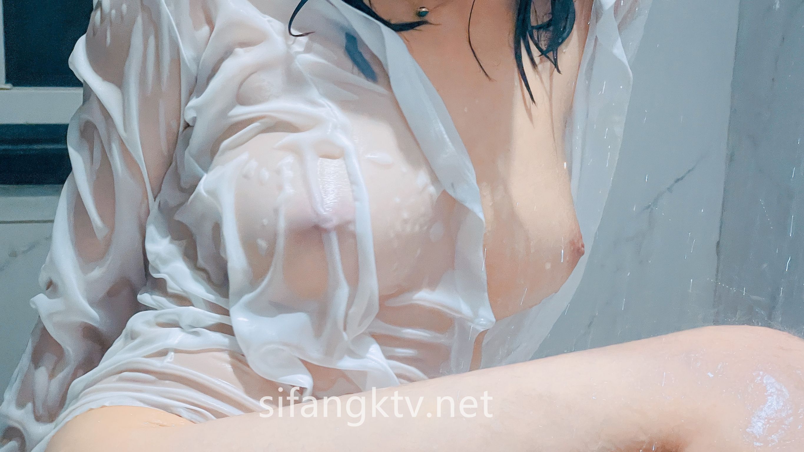[OtherXXX] 小可爱： 绿帽癖NTR夫妻 旅拍露出