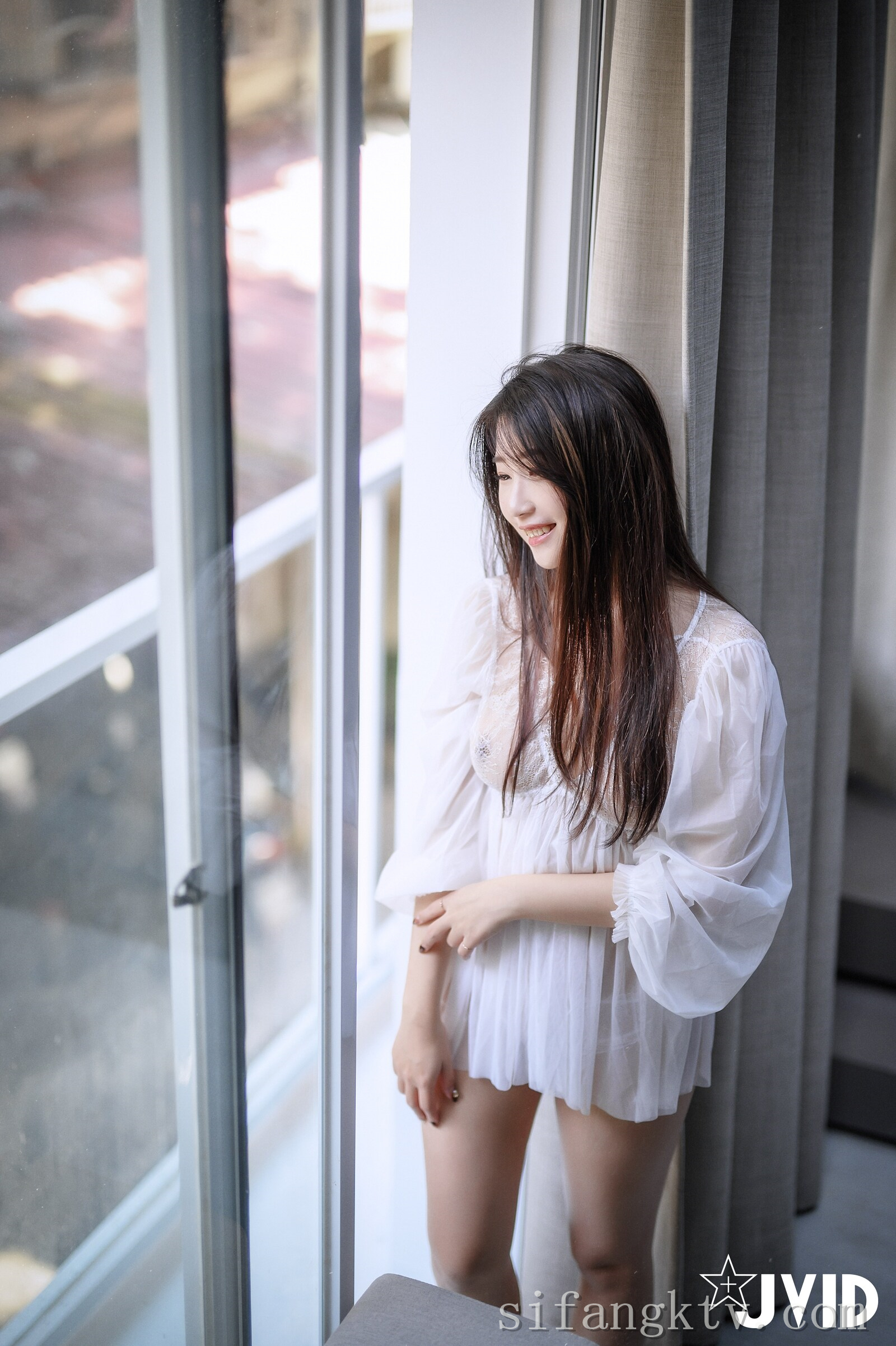 [JVID] 肉包Mini – 用玫瑰成功征服可爱肉包的肉体-热爱