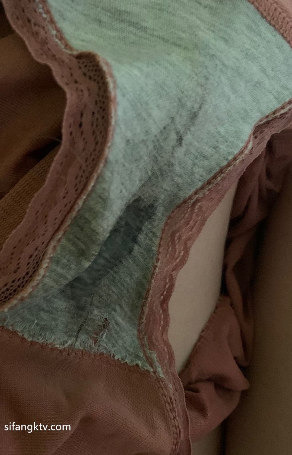 [OtherXXX] itchy： 巨乳蜂腰肥臀 魔鬼身材 私拍福利