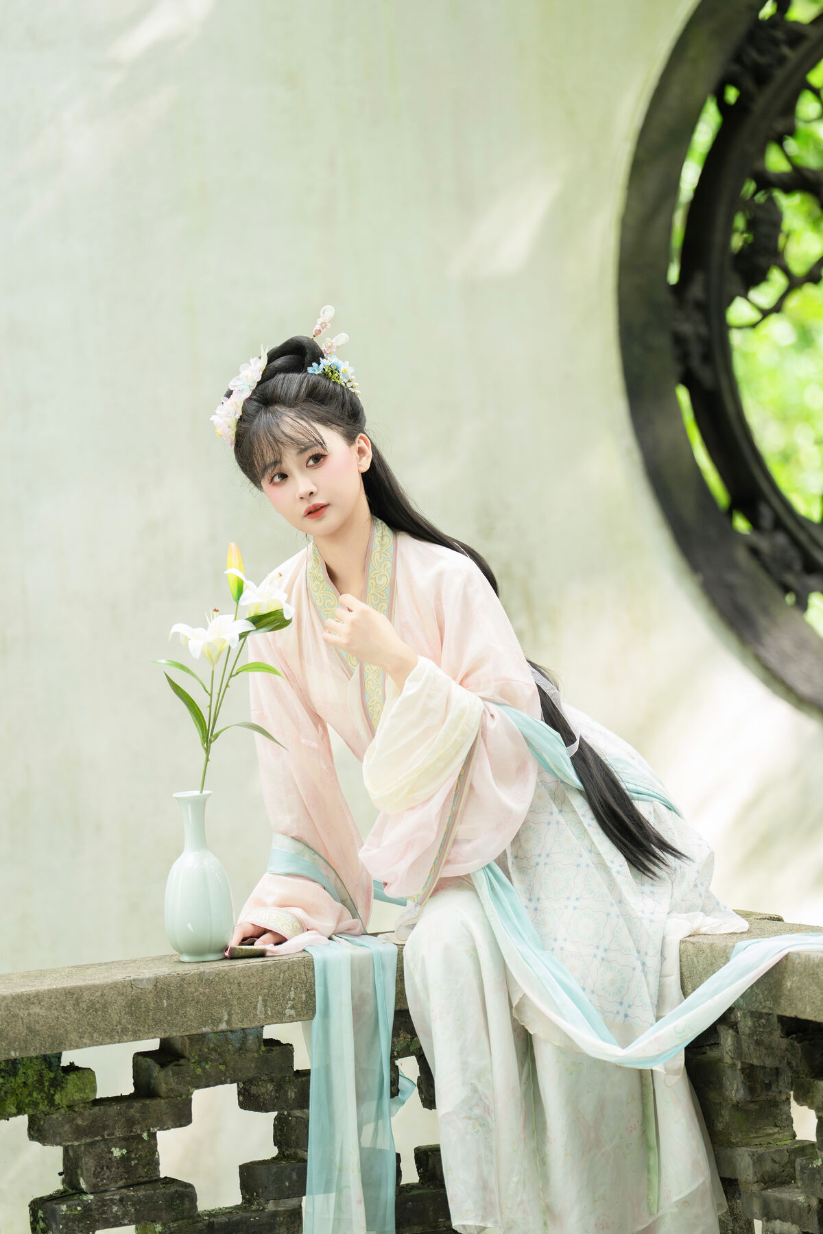 YiTuYu艺图语 Vol.10585 Jiao Yi Zhi Sui Sui 48 YiTuYu艺图语 Vol.10585 Jiao Yi Zhi Sui Sui