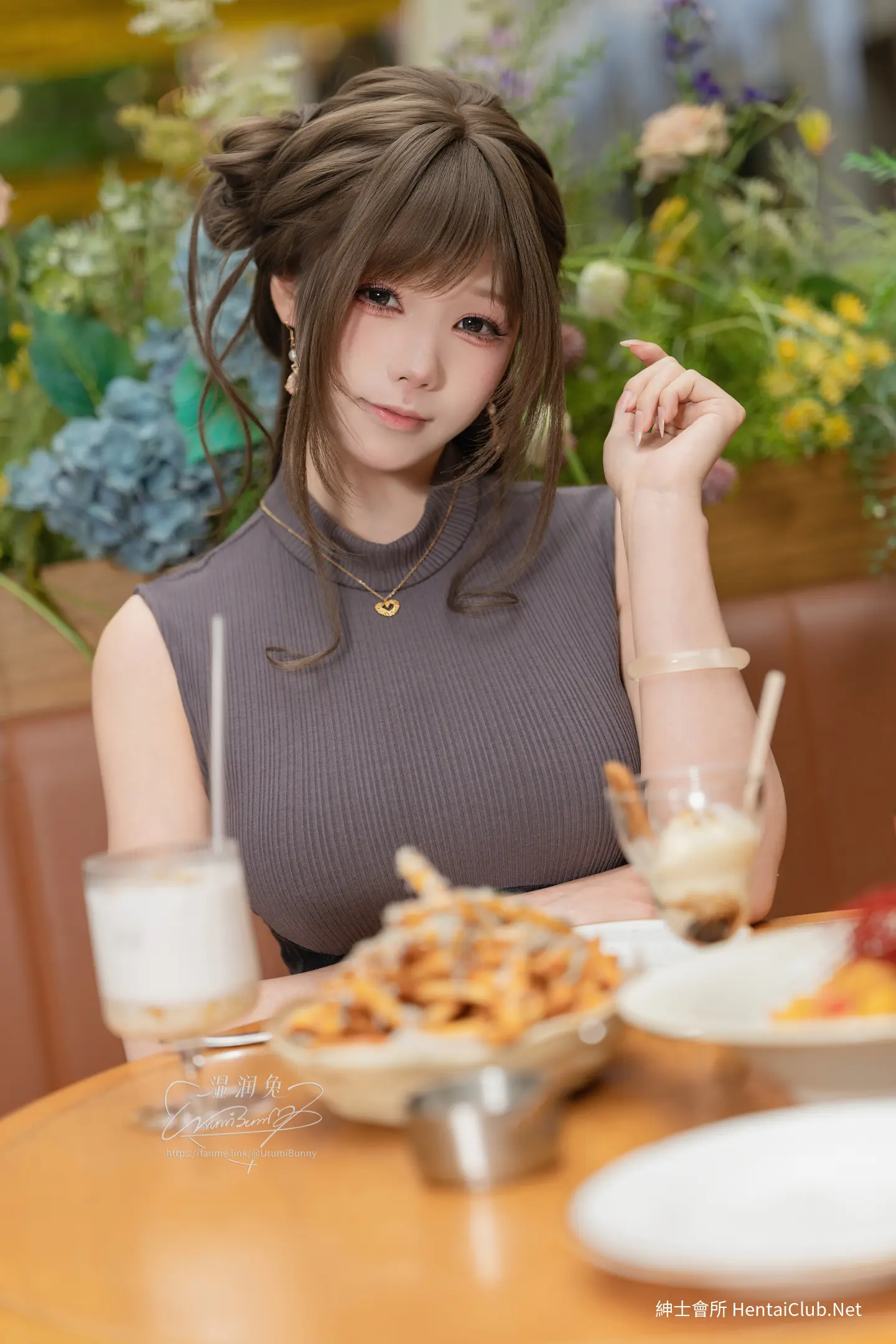 咬一口兔娘 网友的一日约会 111 咬一口兔娘 网友的一日约会