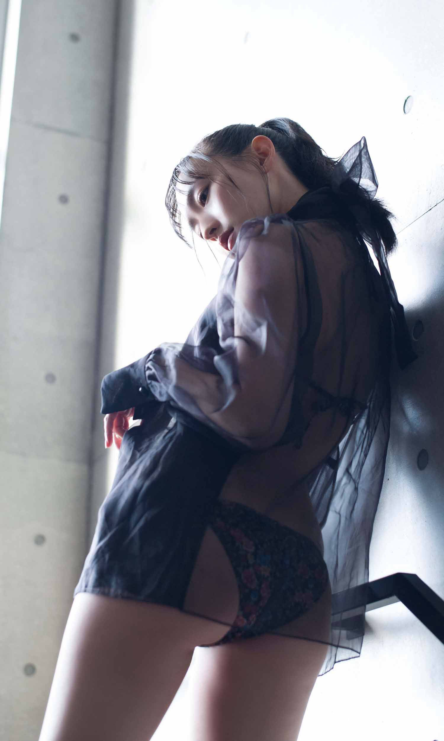 [Weekly Photobook] Kanami Takasaki 高崎かなみ写真集「月刊 高崎かなみ 二巻」 週プレ PHOTO BOOK
