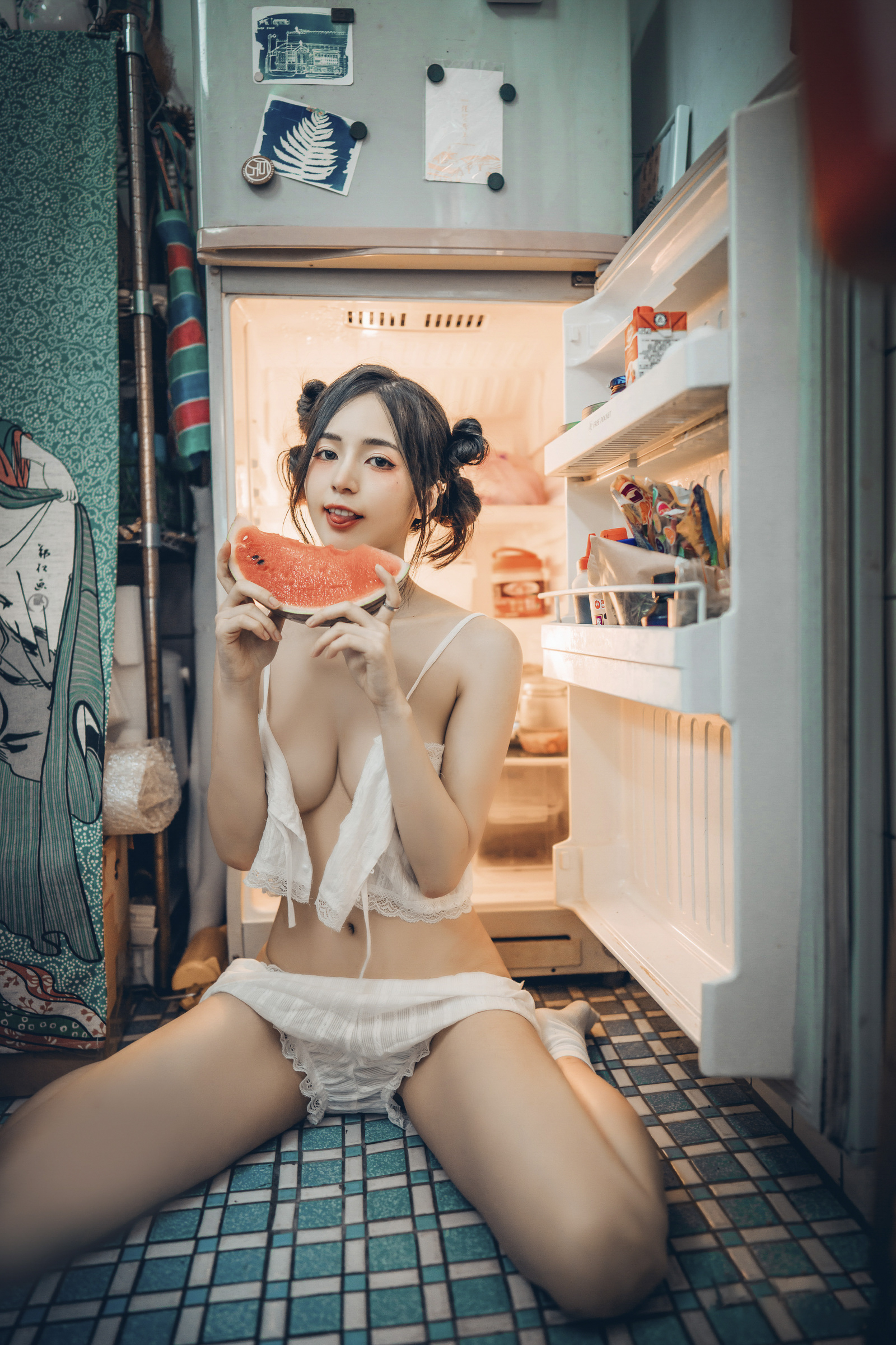 [JVID] 辰辰 – 生日最大尺度呈现-实体写真电子版