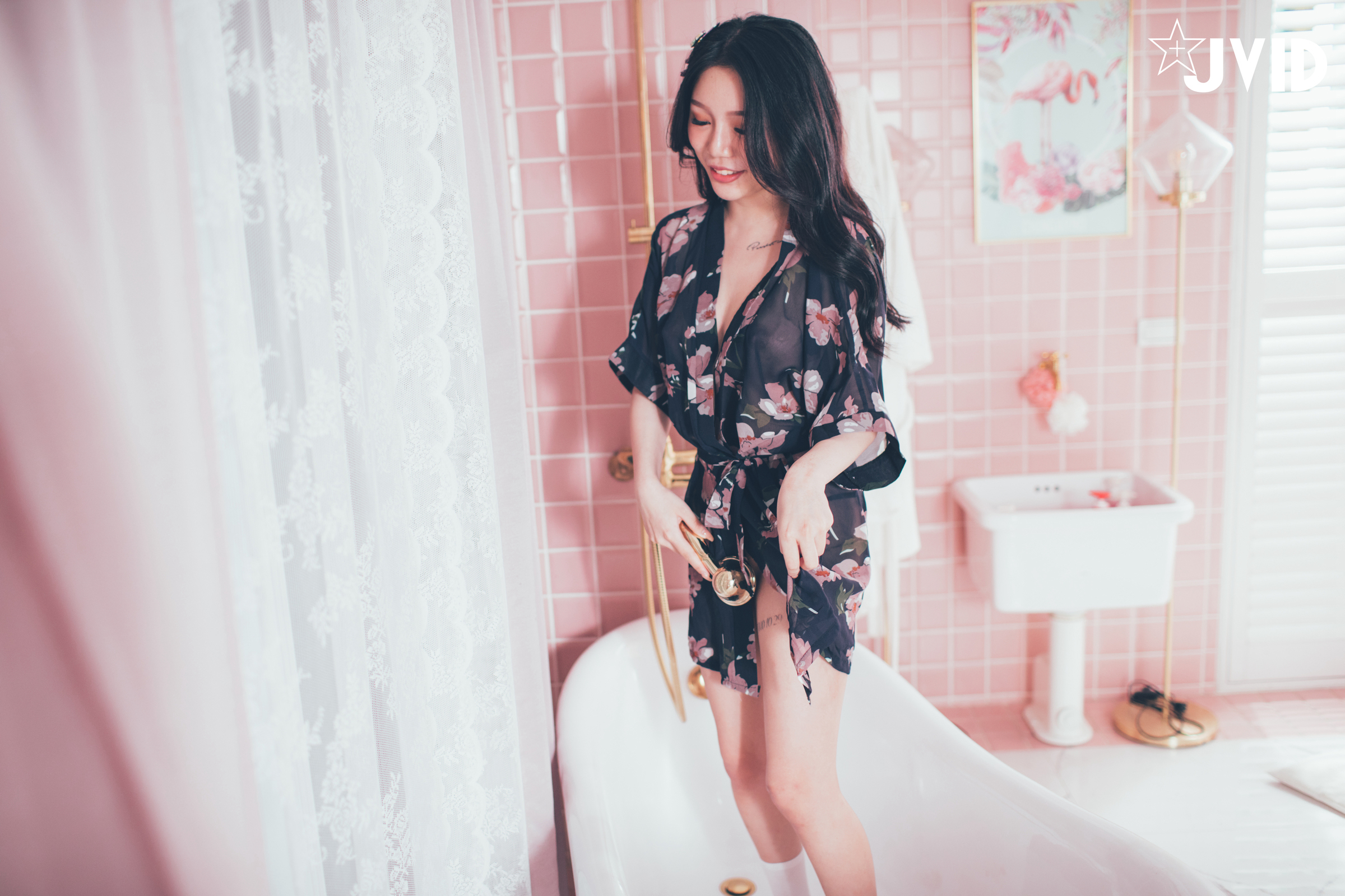 [JVID] 梵梵 – 天然美女梵梵 美麗無邪的笑容甜翻你的心