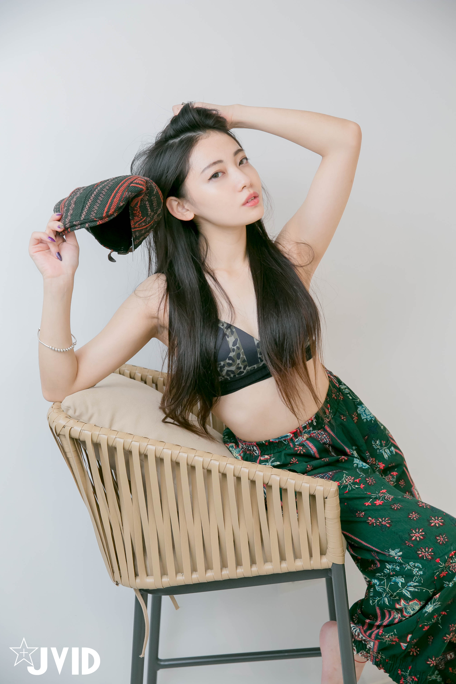 [JVID] 夏暮光 – 私底下穿著就讓人喜歡的性格美女