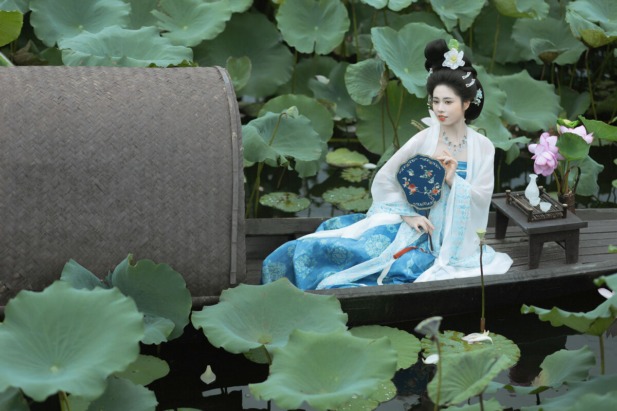YiTuYu艺图语 Vol.10268 Mao Jiang