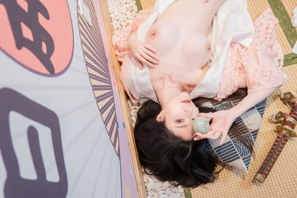 Coser@年年Nnian - 漫花 25 Coser@年年Nnian - 漫花