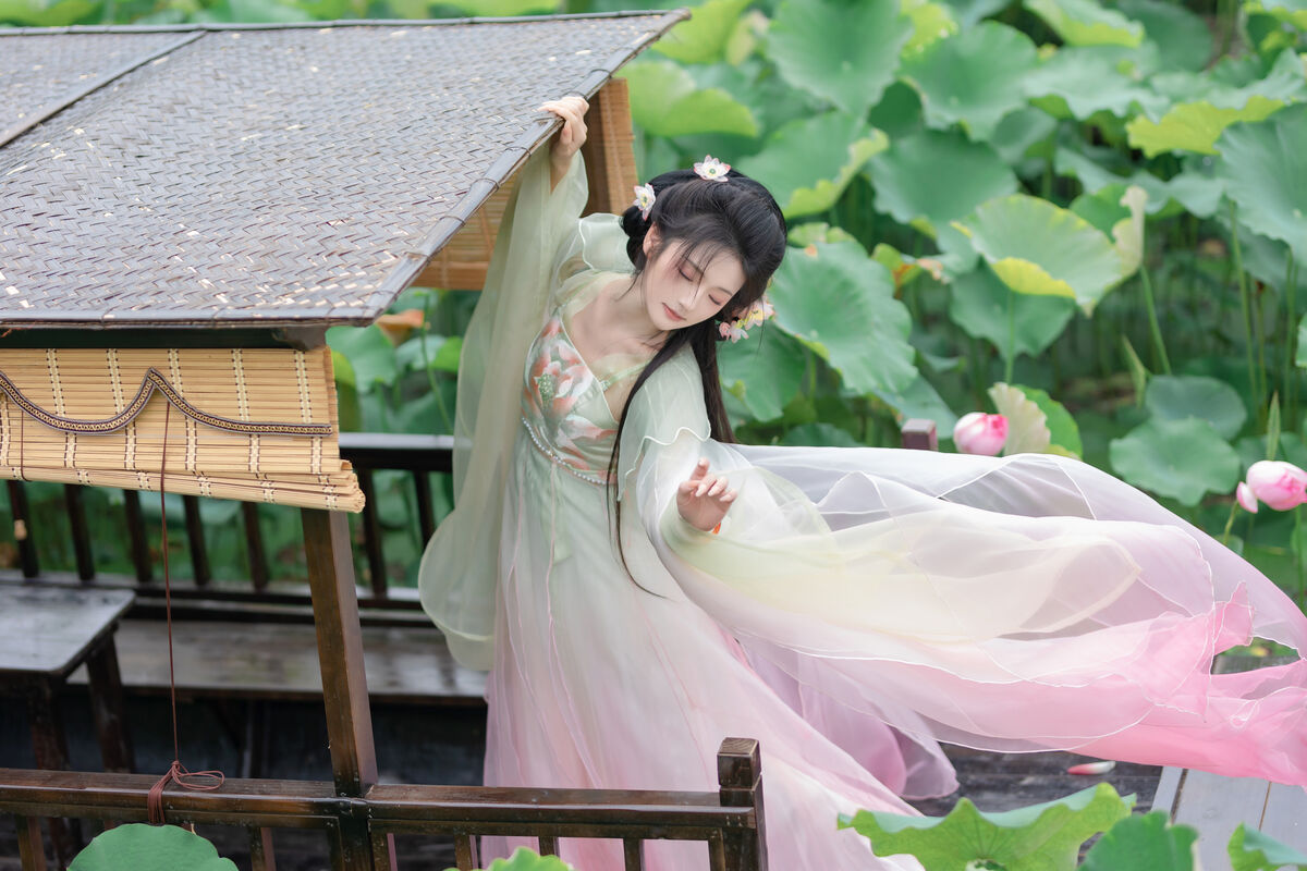YiTuYu艺图语 Vol.9556 Chi Yan Zai Zhe Li 2 YiTuYu艺图语 Vol.9556 Chi Yan Zai Zhe Li
