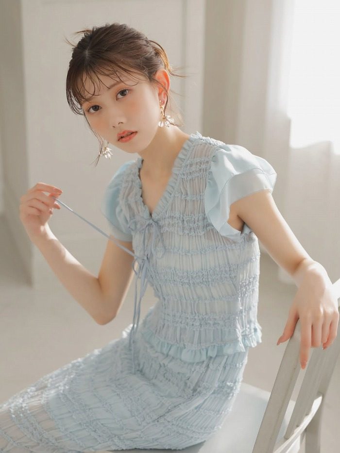 千葉恵里 スタイル抜群な着衣グラビア画像! 4 千葉恵里 スタイル抜群な着衣グラビア画像!