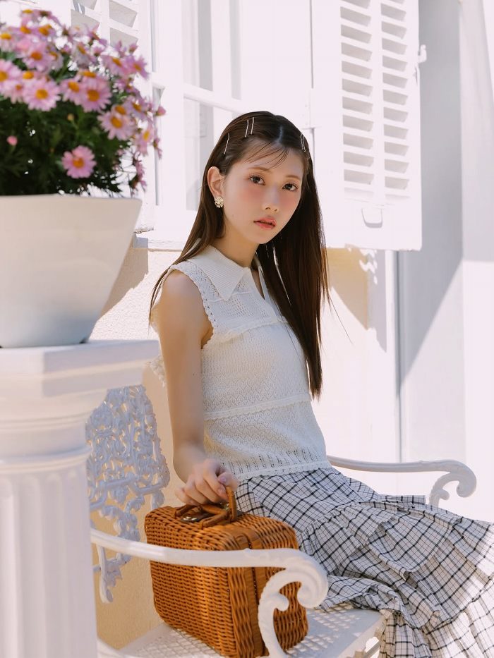 千葉恵里 スタイル抜群な着衣グラビア画像! 5 千葉恵里 スタイル抜群な着衣グラビア画像!