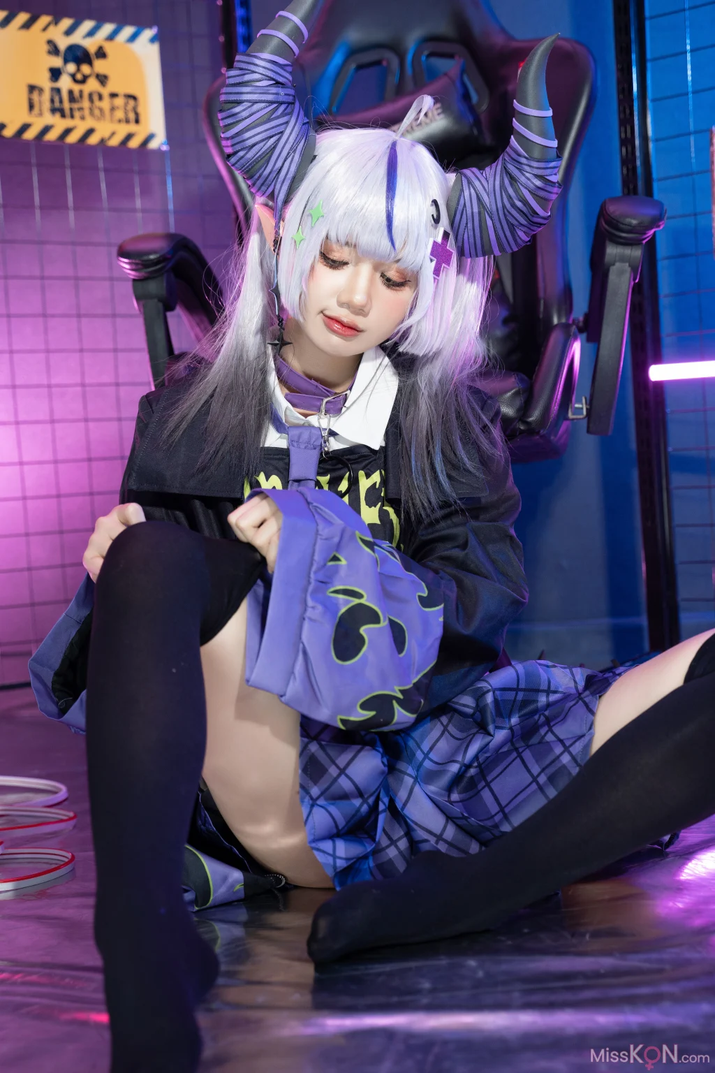 Coser@PoppaChan: Laplus Darkness (Hololive) 9 Coser@PoppaChan: Laplus Darkness (Hololive)