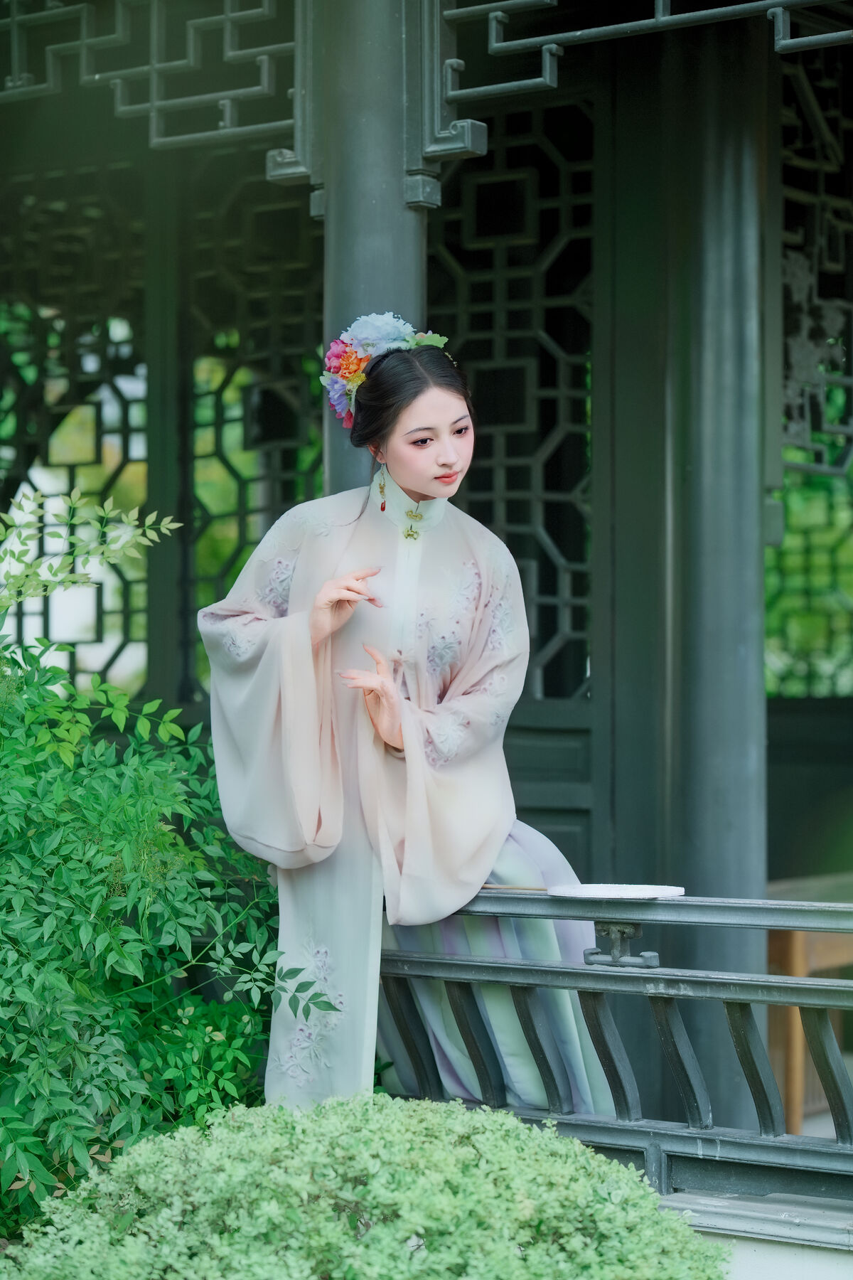 YiTuYu艺图语 Vol.9821 Mi Mi 2 YiTuYu艺图语 Vol.9821 Mi Mi