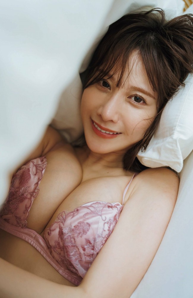 名取くるみ 激かわボインの水着グラビア画像! 7 名取くるみ 激かわボインの水着グラビア画像!
