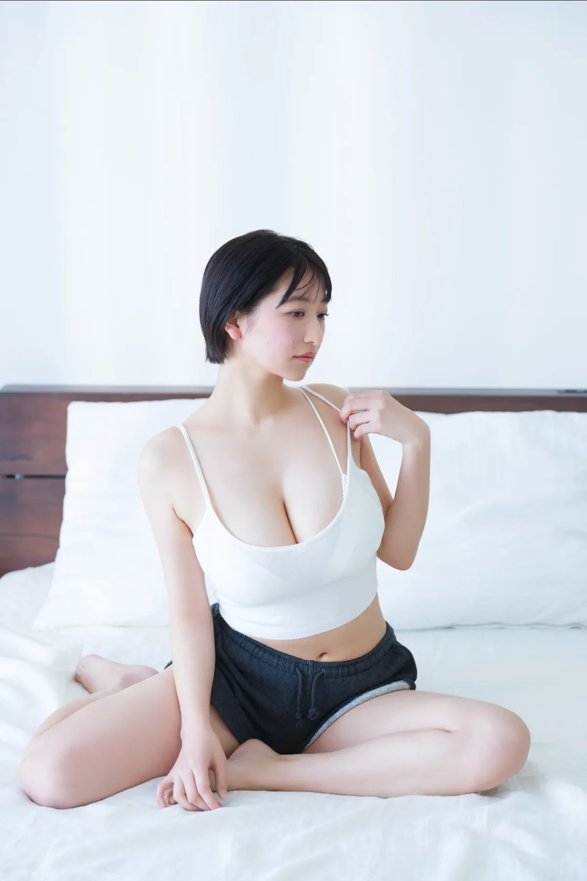 Ina Enohara 榎原依那 – FRIDAYデジタル写真集 「ファースト・インパクト」 2 Ina Enohara 榎原依那 – FRIDAYデジタル写真集 「ファースト・インパクト」
