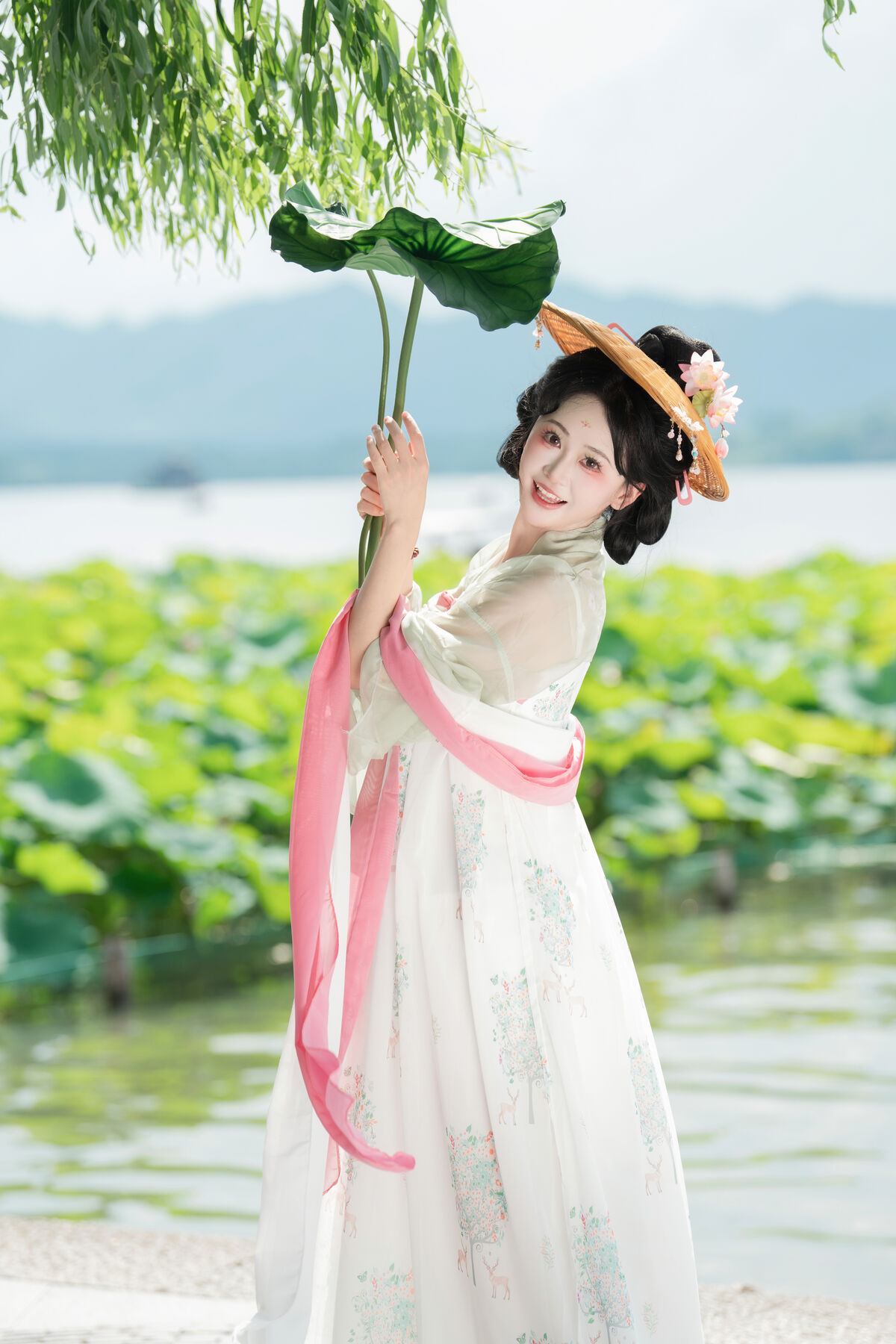 YiTuYu艺图语 Vol.9685 Jiao Yi Zhi Sui Sui 5 YiTuYu艺图语 Vol.9685 Jiao Yi Zhi Sui Sui