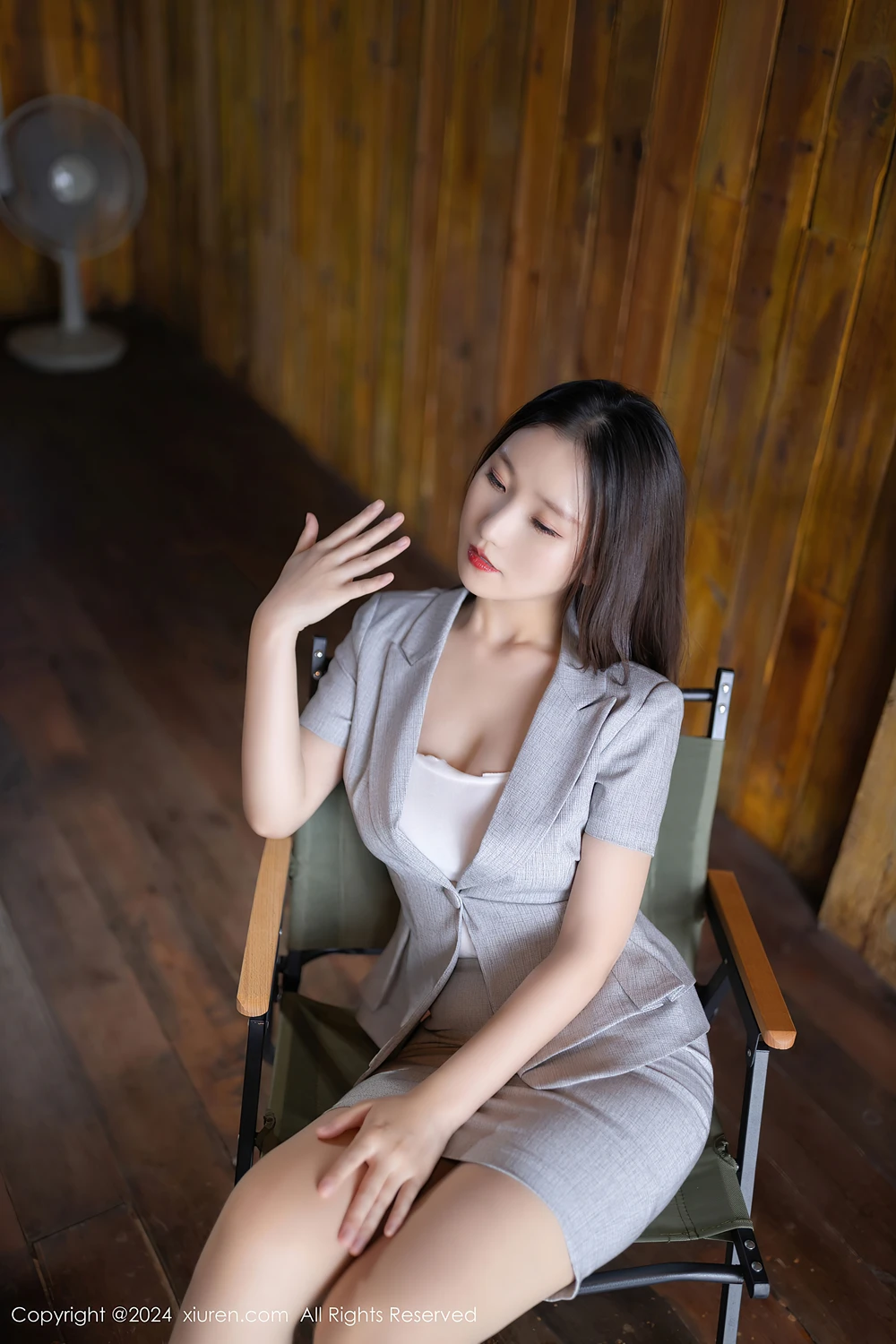 XiuRen秀人网 No.9474 杏子Yada 4 XiuRen秀人网 No.9474 杏子Yada