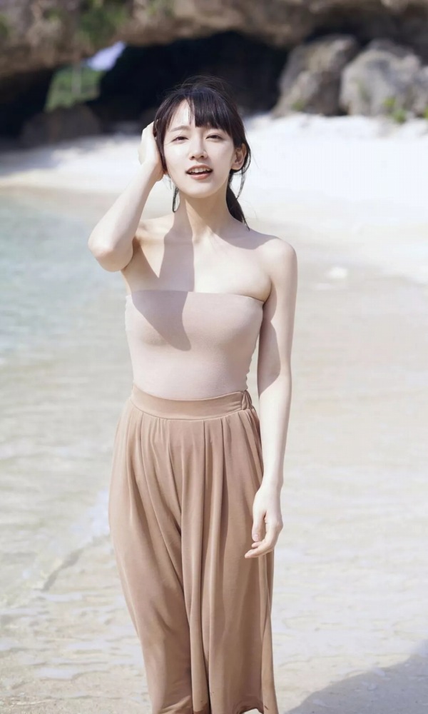 吉岡里帆 Dカップボインの水着グラビア画像! 77 吉岡里帆 Dカップボインの水着グラビア画像!