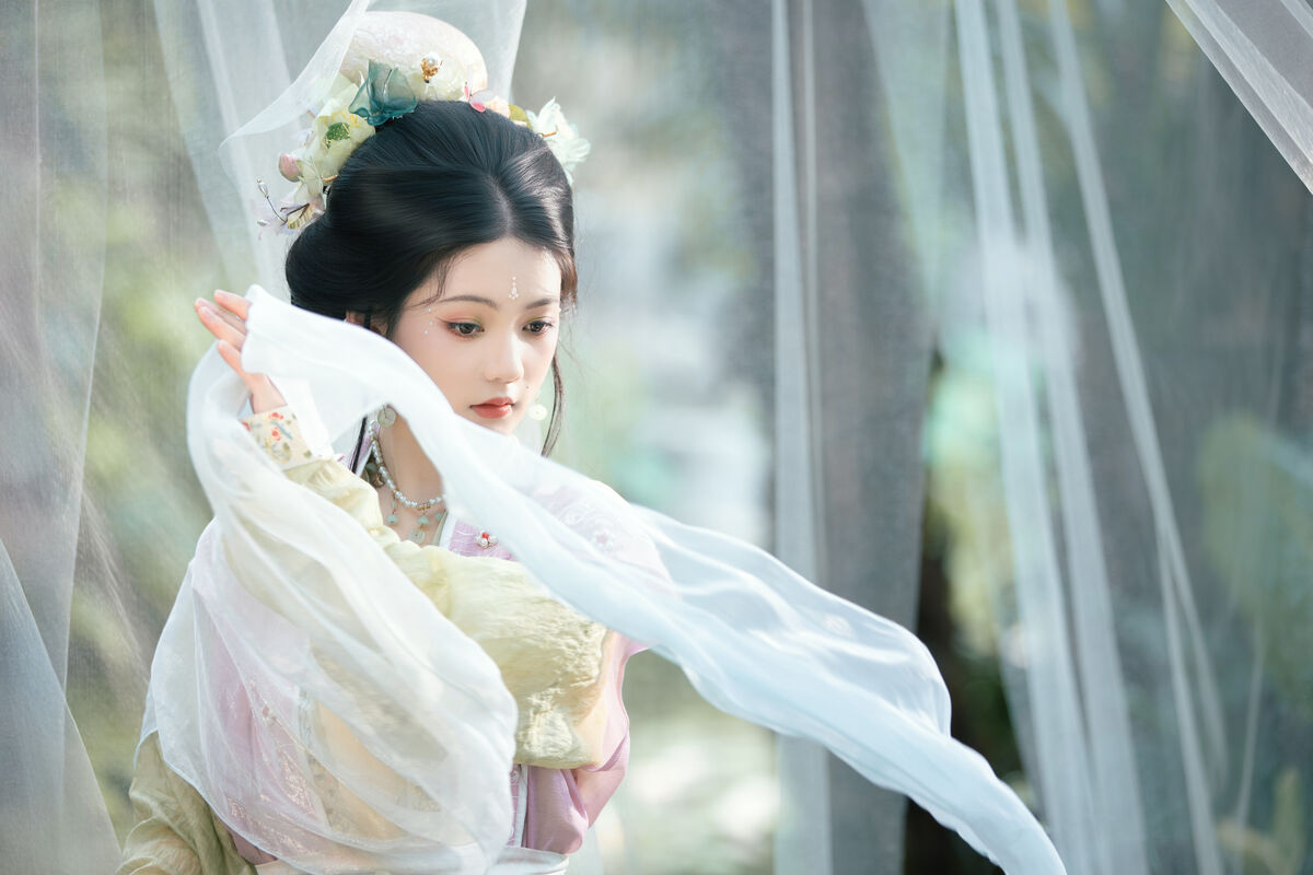 YiTuYu艺图语 Vol.9523 Wu Ying Kun Kun 2 YiTuYu艺图语 Vol.9523 Wu Ying Kun Kun