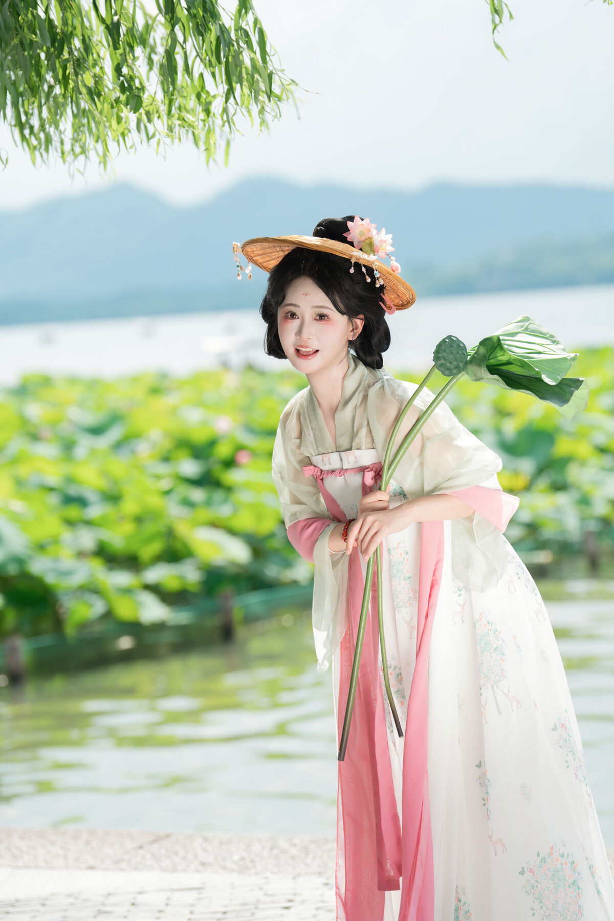 YiTuYu艺图语 Vol.9685 Jiao Yi Zhi Sui Sui 6 YiTuYu艺图语 Vol.9685 Jiao Yi Zhi Sui Sui