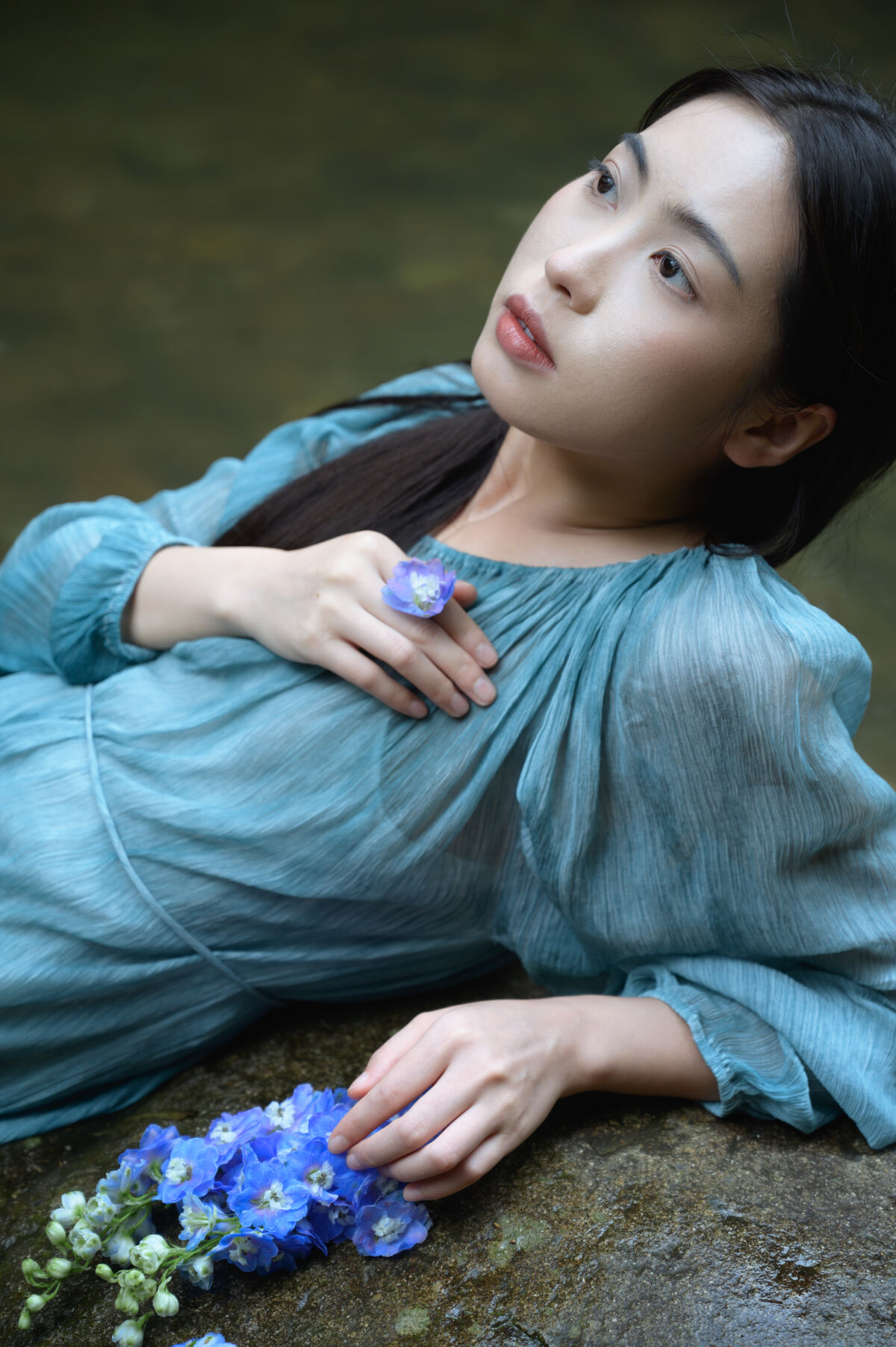YiTuYu艺图语 Vol.9858 Ban Ge Yue Liang 2 YiTuYu艺图语 Vol.9858 Ban Ge Yue Liang