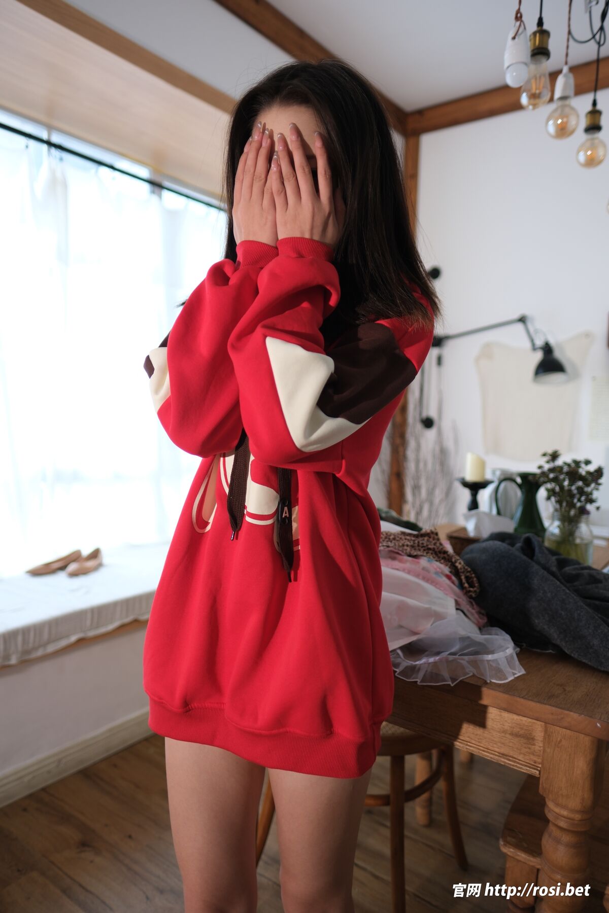 ROSI写真 2025.12.21 No.5130 Part01 4 ROSI写真 2025.12.21 No.5130 Part01