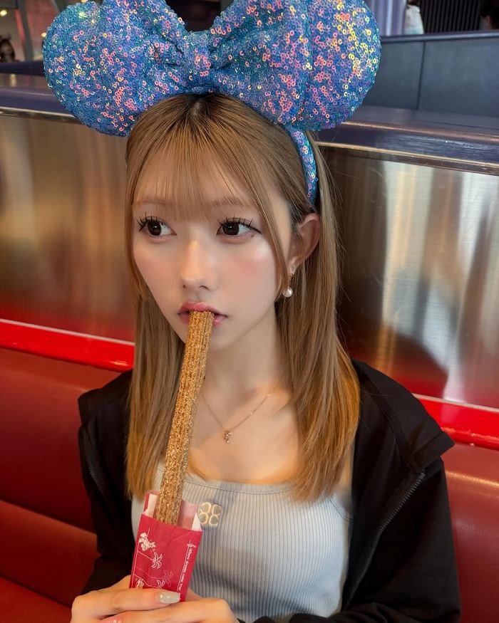 千葉恵里 スタイル抜群な着衣グラビア画像! 13 千葉恵里 スタイル抜群な着衣グラビア画像!