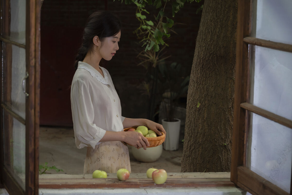 YiTuYu艺图语 Vol.9755 Tou He Yi Kou Xue Bi 9 YiTuYu艺图语 Vol.9755 Tou He Yi Kou Xue Bi