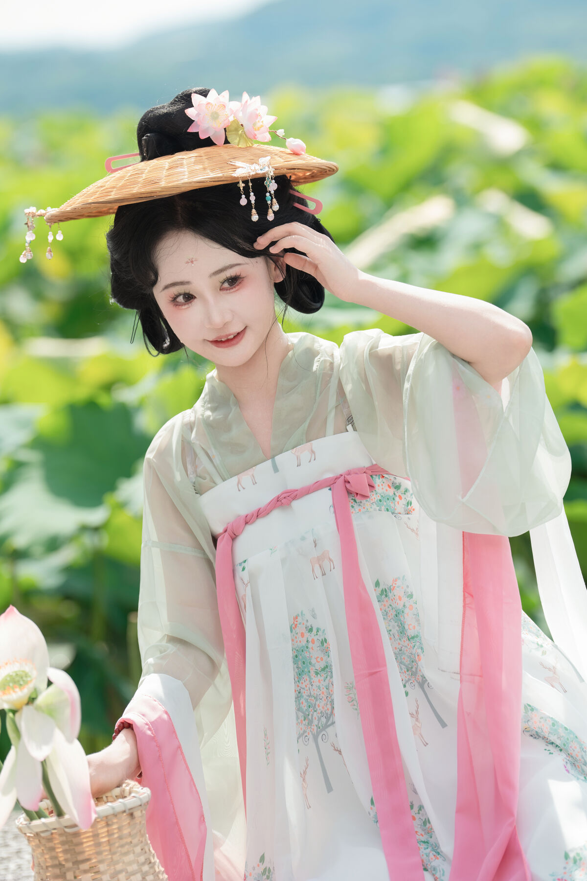 YiTuYu艺图语 Vol.9685 Jiao Yi Zhi Sui Sui 7 YiTuYu艺图语 Vol.9685 Jiao Yi Zhi Sui Sui