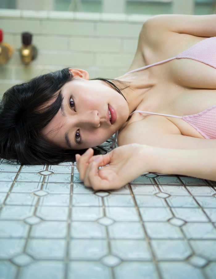 吉岡里帆 Dカップボインの水着グラビア画像! 27 吉岡里帆 Dカップボインの水着グラビア画像!
