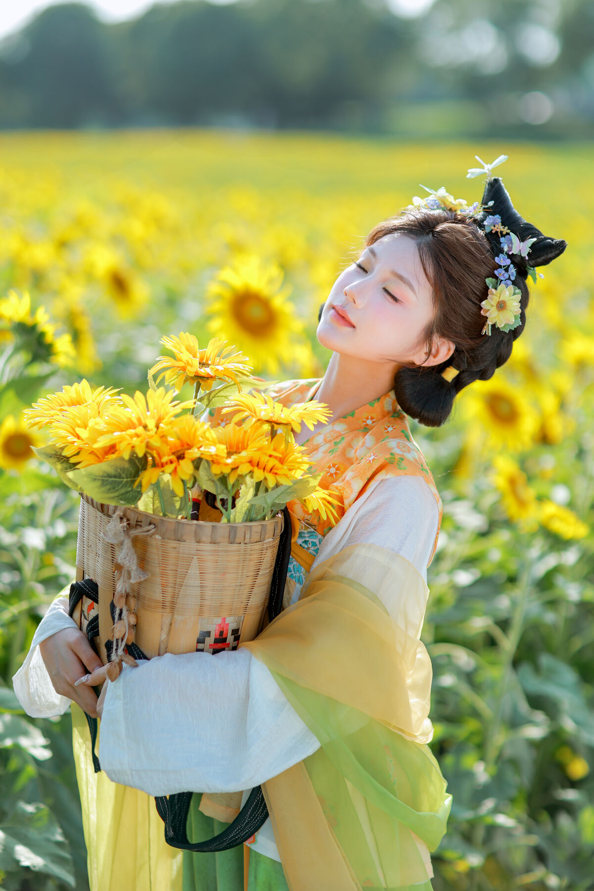 YiTuYu艺图语 Vol.9589 Dai Dai Bu Xiang Fei 3 YiTuYu艺图语 Vol.9589 Dai Dai Bu Xiang Fei