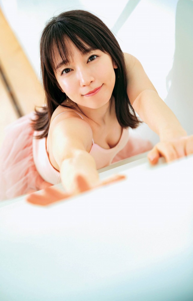 吉岡里帆 Dカップボインの水着グラビア画像! 79 吉岡里帆 Dカップボインの水着グラビア画像!