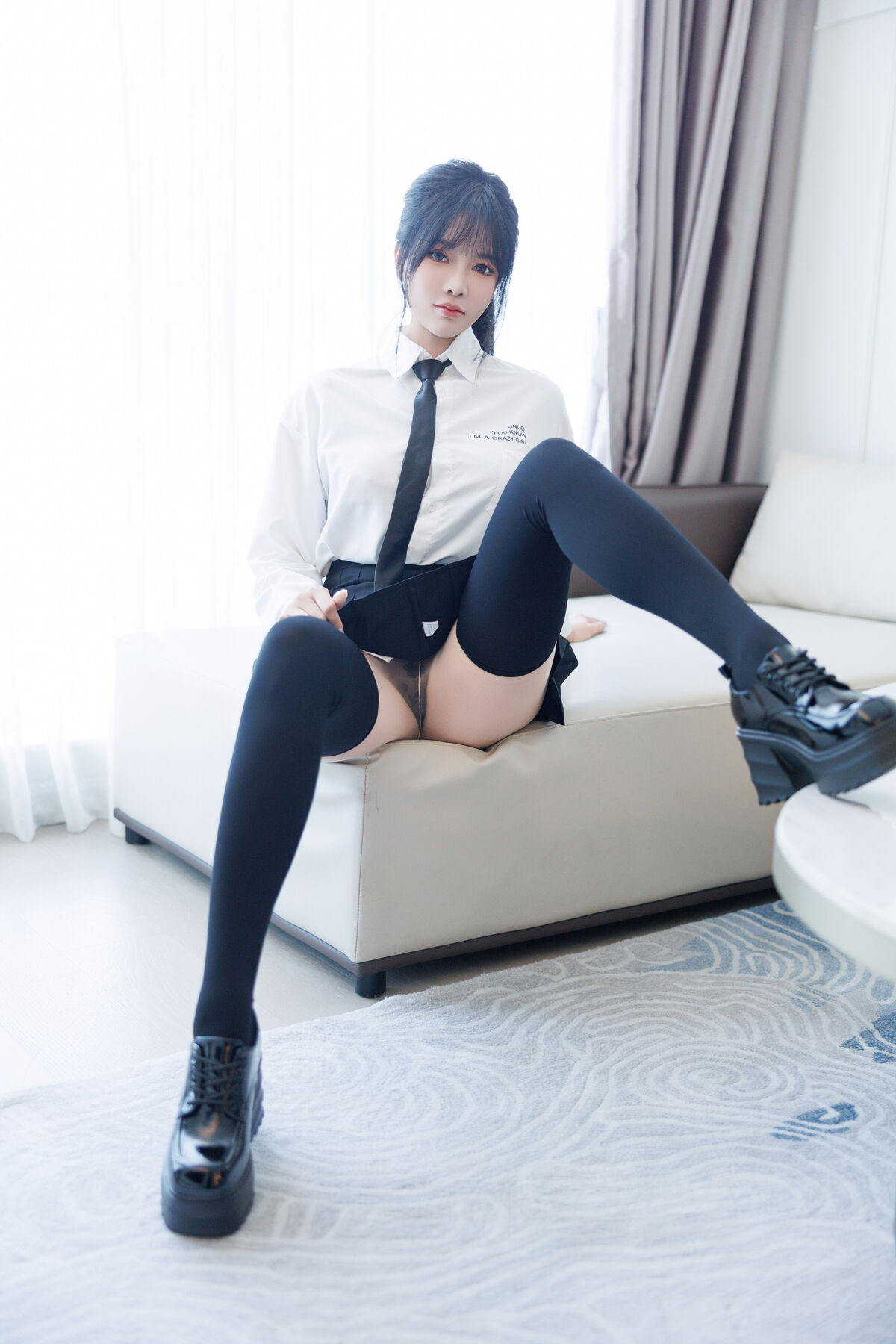 内购无水印 Na Bi 娜比 - 秀人网模特 学生装 Part01 9 内购无水印 Na Bi 娜比 - 秀人网模特 学生装 Part01