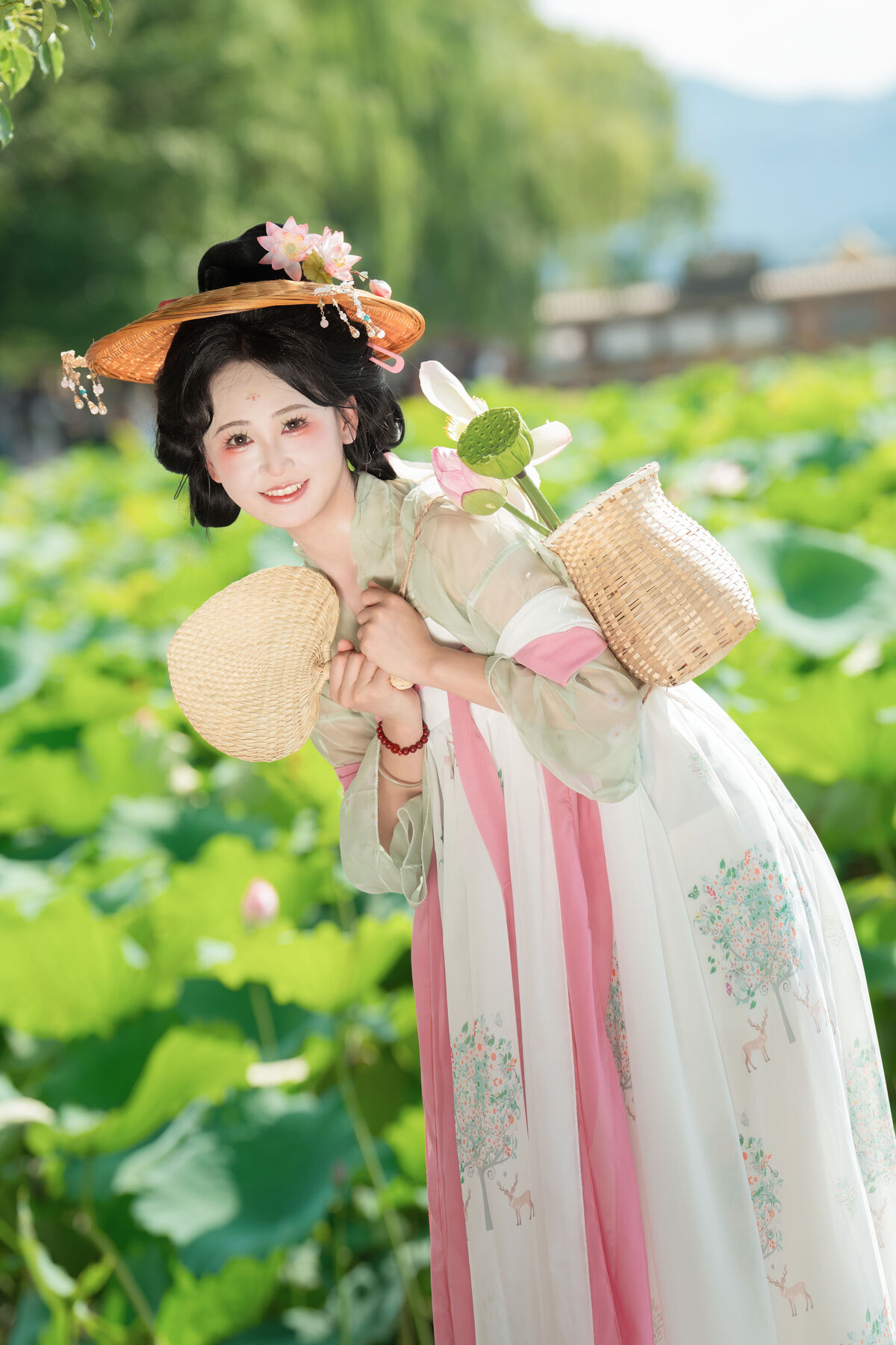 YiTuYu艺图语 Vol.9685 Jiao Yi Zhi Sui Sui 8 YiTuYu艺图语 Vol.9685 Jiao Yi Zhi Sui Sui