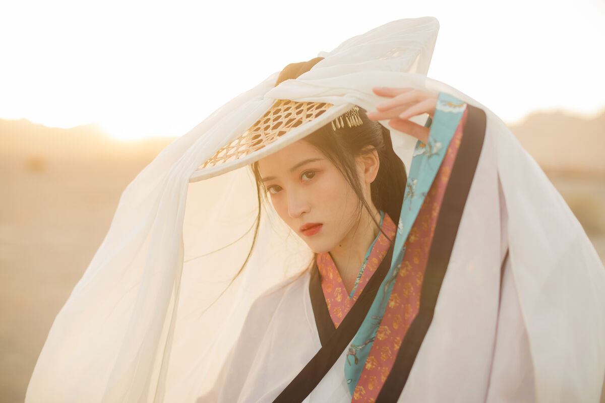 YiTuYu艺图语 Vol.9423 Dang Chu Jiao Ren Jia Xiao Tian Tian 2 YiTuYu艺图语 Vol.9423 Dang Chu Jiao Ren Jia Xiao Tian Tian