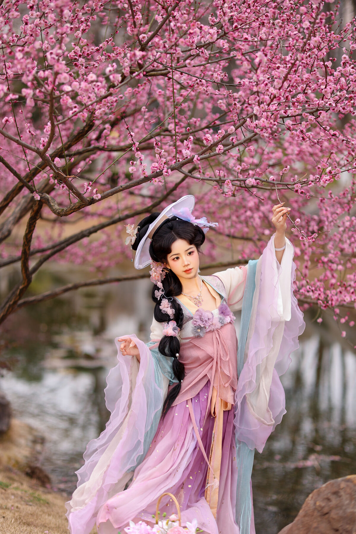 YiTuYu艺图语 Vol.9463 Xiao Du Tong Xue 6 YiTuYu艺图语 Vol.9463 Xiao Du Tong Xue