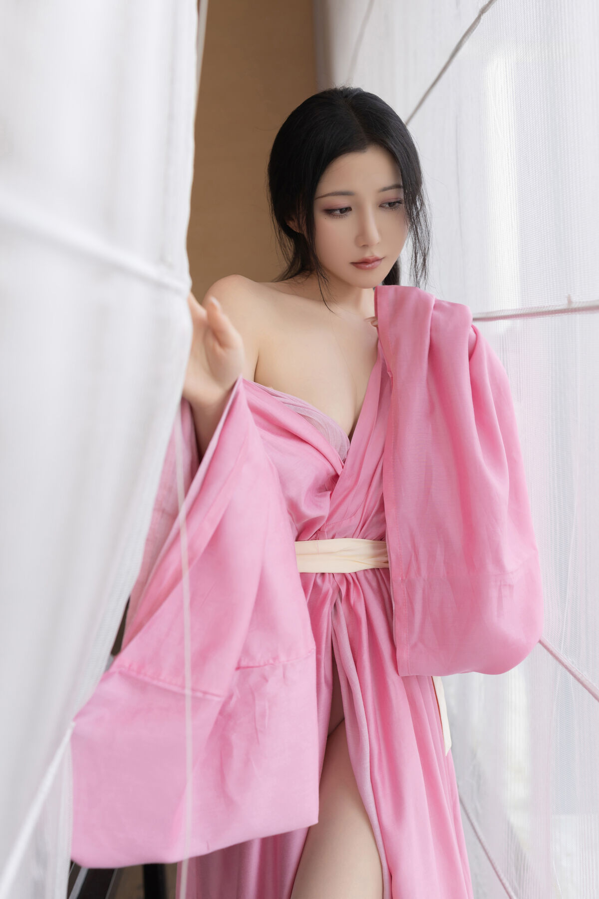 内购无水印 Yu Zi Jiang Fish 鱼子酱Fish - 秀人网模特 月影纱 Part01 18 内购无水印 Yu Zi Jiang Fish 鱼子酱Fish - 秀人网模特 月影纱 Part01