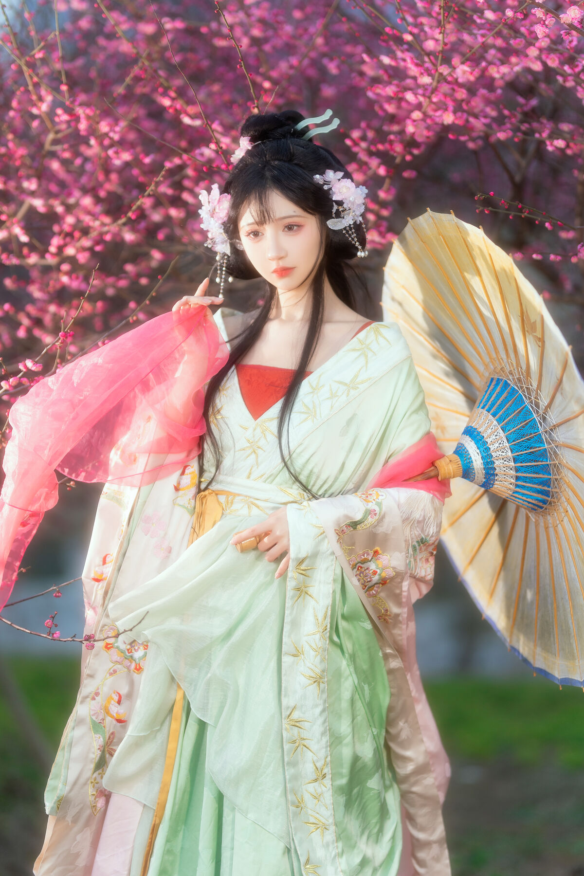 YiTuYu艺图语 Vol.9620 Qi Luo Sheng De Xiao Su Su 4 YiTuYu艺图语 Vol.9620 Qi Luo Sheng De Xiao Su Su