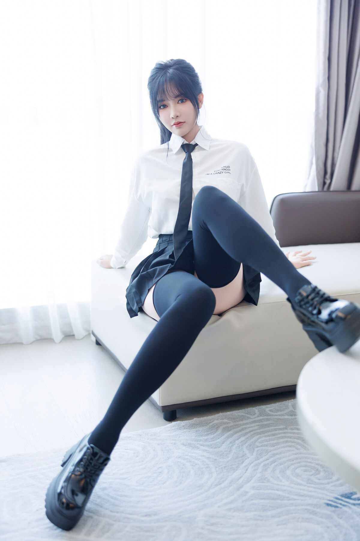 内购无水印 Na Bi 娜比 - 秀人网模特 学生装 Part01 12 内购无水印 Na Bi 娜比 - 秀人网模特 学生装 Part01