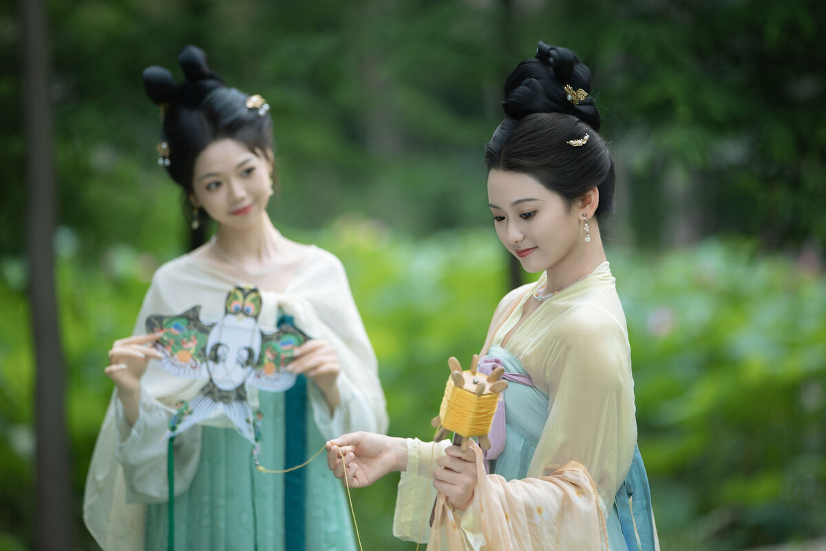 YiTuYu艺图语 Vol.9570 Jiu Shi Jiao Mei Nan A 16 YiTuYu艺图语 Vol.9570 Jiu Shi Jiao Mei Nan A