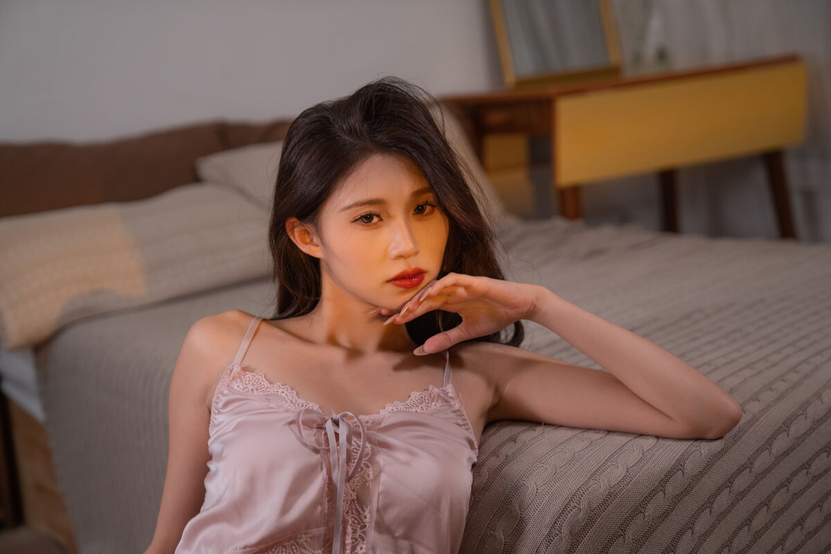 YiTuYu艺图语 Vol.9807 Model Liu 10 YiTuYu艺图语 Vol.9807 Model Liu