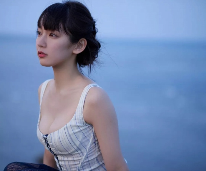 吉岡里帆 Dカップボインの水着グラビア画像! 56 吉岡里帆 Dカップボインの水着グラビア画像!