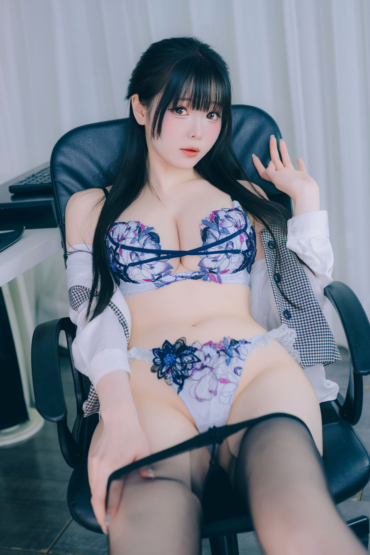Coser@霜月shimo - DL写真集 Shimo Secret Office Vol.02 Part02 10 Coser@霜月shimo - DL写真集 Shimo Secret Office Vol.02 Part02