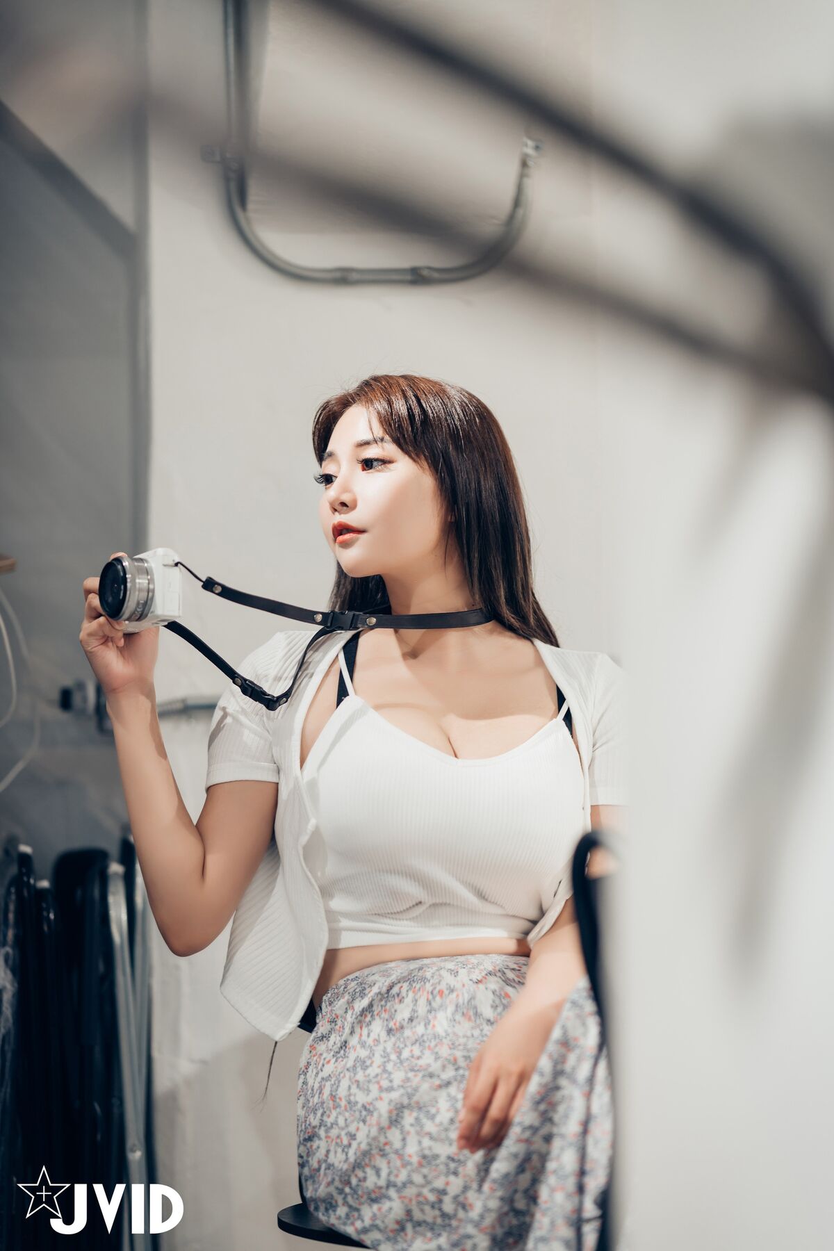 Lele 樂樂 - 讓人可以能男女交換身體的相機 一般版跟隱藏版尺度都上空無碼無遮 Part01 24 Lele 樂樂 - 讓人可以能男女交換身體的相機 一般版跟隱藏版尺度都上空無碼無遮 Part01