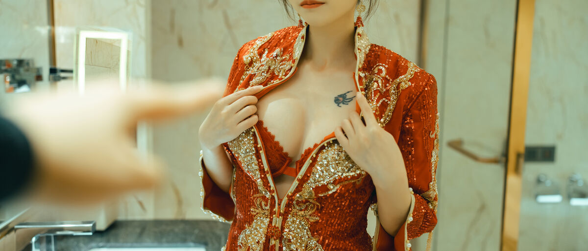 Coser@鹿八岁 - 新婚小故事 Part01 19 Coser@鹿八岁 - 新婚小故事 Part01
