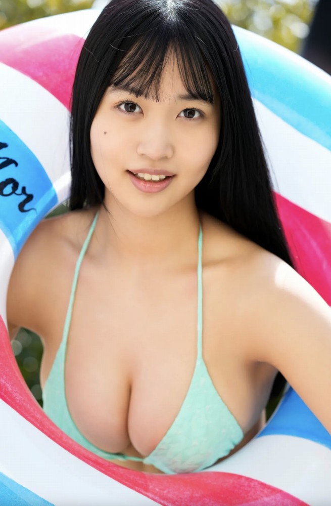 南みゆか 90㎝パイパイの水着グラビア画像! 162 南みゆか 90㎝パイパイの水着グラビア画像!