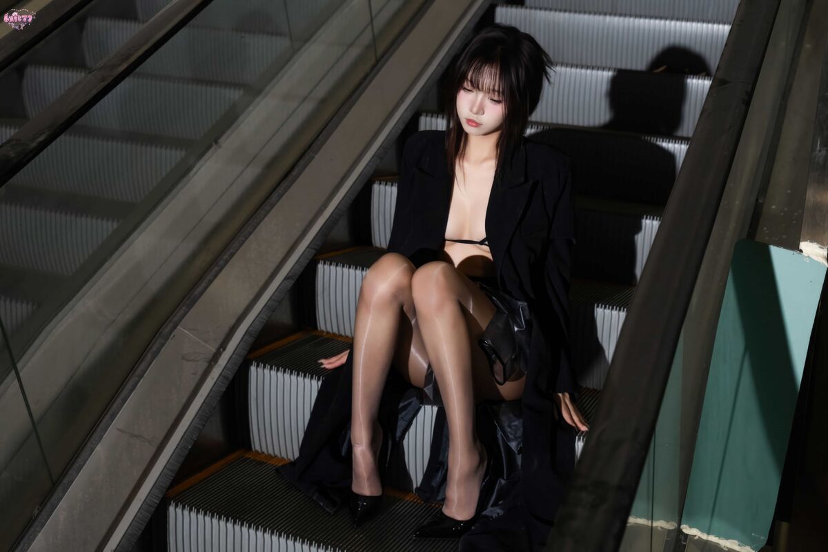 Coser@柒柒要乖哦 - 午夜邂逅 15 Coser@柒柒要乖哦 - 午夜邂逅