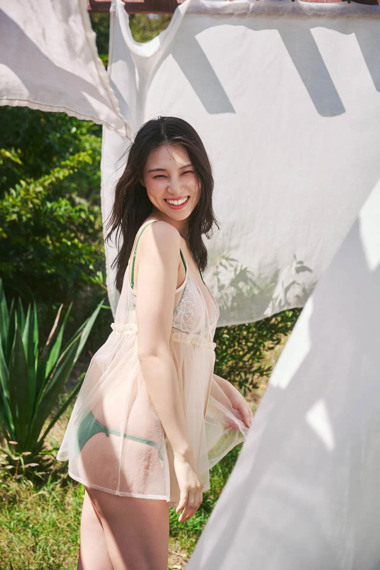FLASHデジタル写真集 相楽伊織 交わる体温 22 FLASHデジタル写真集 相楽伊織 交わる体温