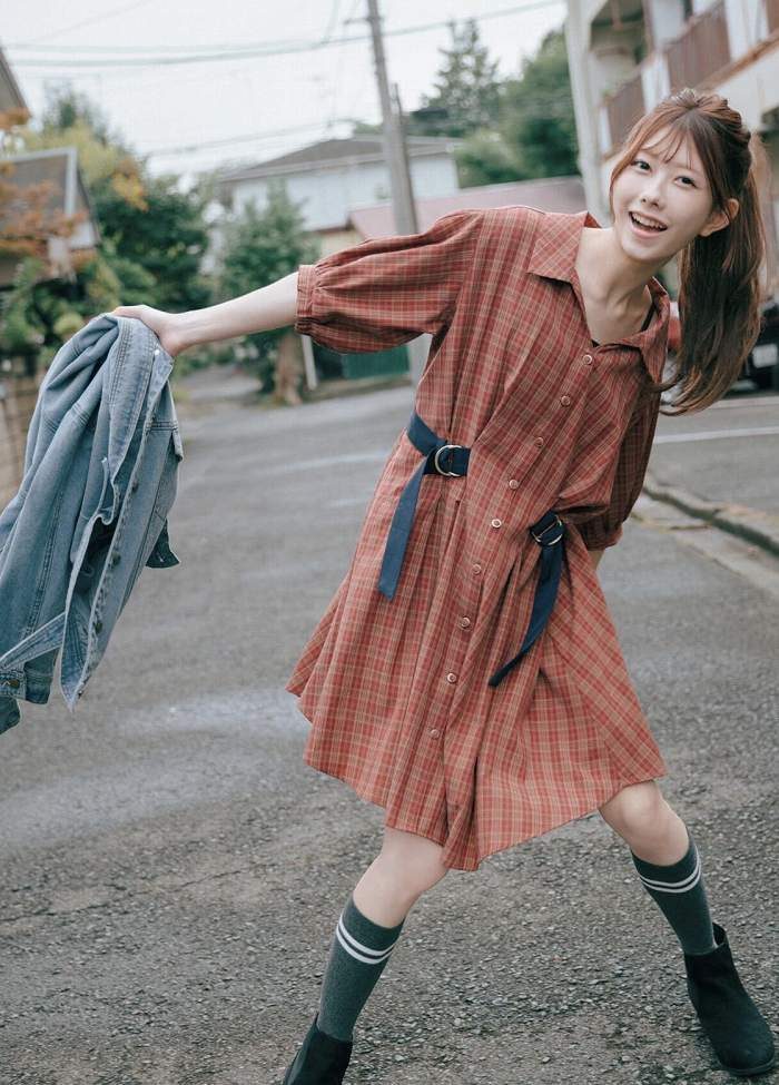 千葉恵里 スタイル抜群な着衣グラビア画像! 39 千葉恵里 スタイル抜群な着衣グラビア画像!