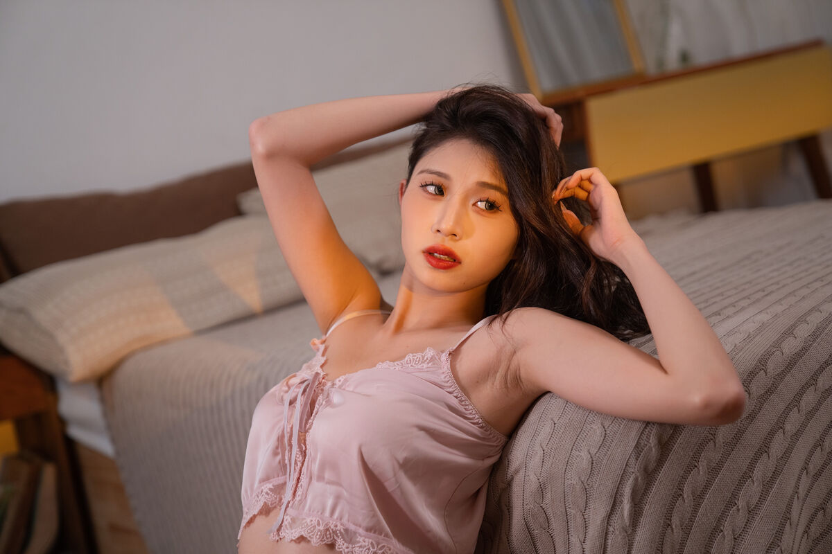 YiTuYu艺图语 Vol.9807 Model Liu 14 YiTuYu艺图语 Vol.9807 Model Liu